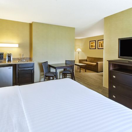 Country Inn & Suites By Radisson Benton Harbor-St Joseph Mi Zewnętrze zdjęcie