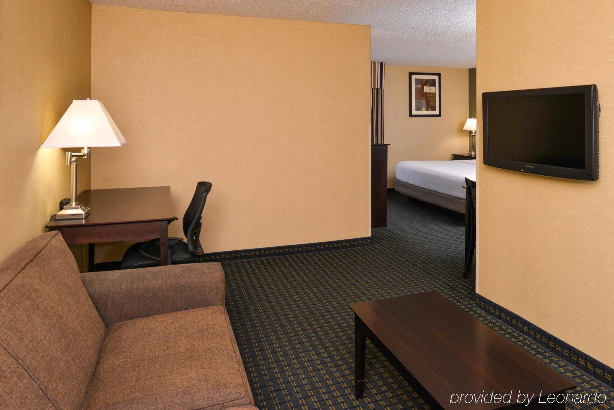 Country Inn & Suites By Radisson Benton Harbor-St Joseph Mi Zewnętrze zdjęcie