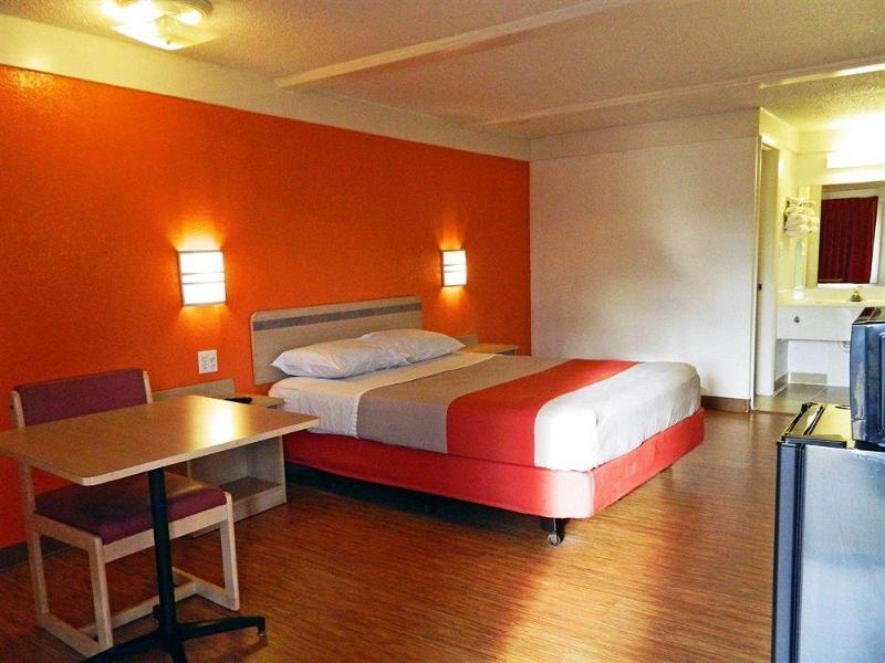 Country Inn & Suites By Radisson Benton Harbor-St Joseph Mi Zewnętrze zdjęcie